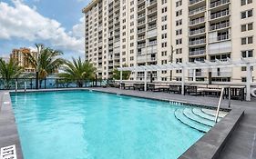 Cambria Hotel Fort Lauderdale Beach